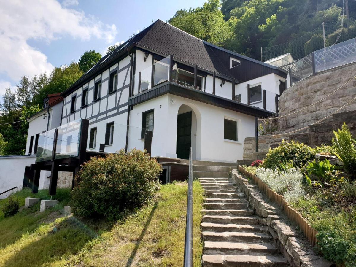 Sächsische Schweiz Ferienhaus 2 mit hervorragendem Panoramablick über das Elbtal Königstein Exterior foto